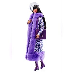 NRFB, Integrity Toys Poppy Parker Ultra Violet Doll W Club Doll.